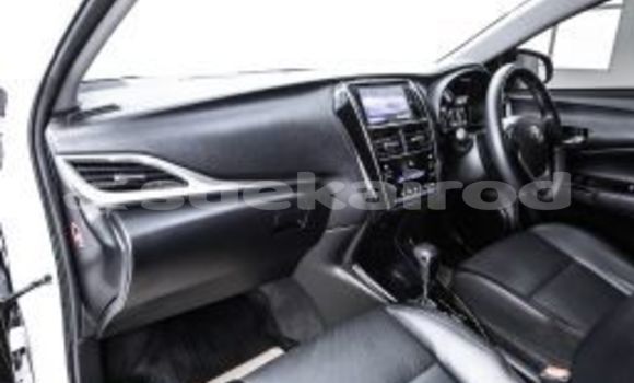 Buy Used Toyota Yaris Ativ White Car in Bangkok in Bangkok Buy Used Toyota Yaris Ativ White Car in Bangkok in Bangkok