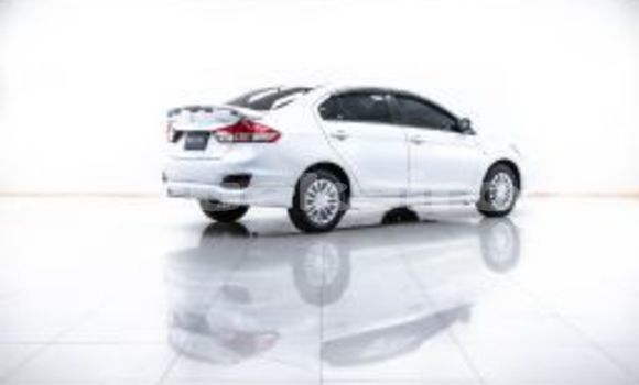 ซื้อ รถมือสอง Suzuki Ciaz ขาว รถยนต์ ใน %{เมือง} ใน กรุงเทพมหานคร ซื้อ รถมือสอง Suzuki Ciaz ขาว รถยนต์ ใน %{เมือง} ใน กรุงเทพมหานคร