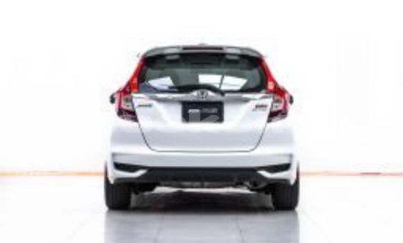 Buy Used Honda Jazz White Car in Bangkok in Bangkok Buy Used Honda Jazz White Car in Bangkok in Bangkok