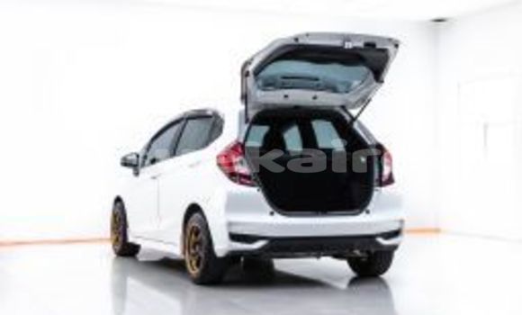 Buy Used Honda Jazz White Car in Bangkok in Bangkok Buy Used Honda Jazz White Car in Bangkok in Bangkok