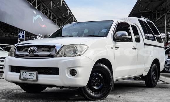 Buy Used Toyota Hiluxe VIGO White Car in Bangkok in Bangkok