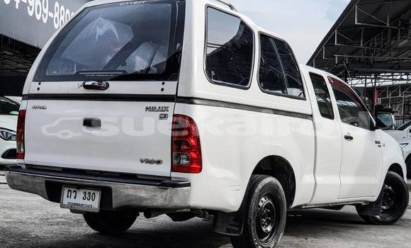 Buy Used Toyota Hiluxe VIGO White Car in Bangkok in Bangkok Buy Used Toyota Hiluxe VIGO White Car in Bangkok in Bangkok