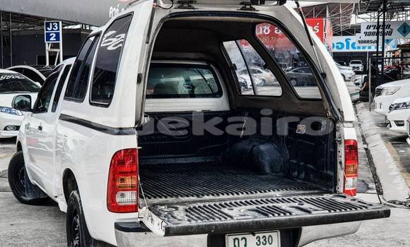 Buy Used Toyota Hiluxe VIGO White Car in Bangkok in Bangkok Buy Used Toyota Hiluxe VIGO White Car in Bangkok in Bangkok