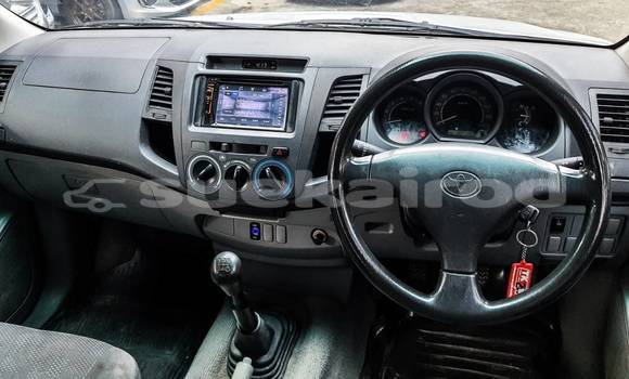 Buy Used Toyota Hiluxe VIGO White Car in Bangkok in Bangkok Buy Used Toyota Hiluxe VIGO White Car in Bangkok in Bangkok