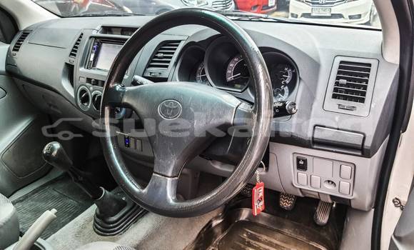 Buy Used Toyota Hiluxe VIGO White Car in Bangkok in Bangkok Buy Used Toyota Hiluxe VIGO White Car in Bangkok in Bangkok