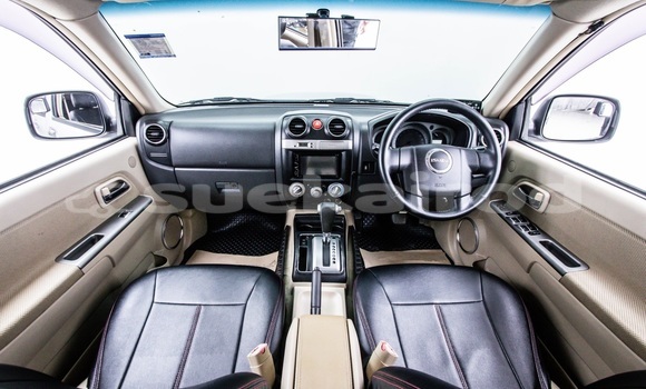 Buy Used Isuzu DâMAX Silver Car in Bangkok in Bangkok Buy Used Isuzu DâMAX Silver Car in Bangkok in Bangkok