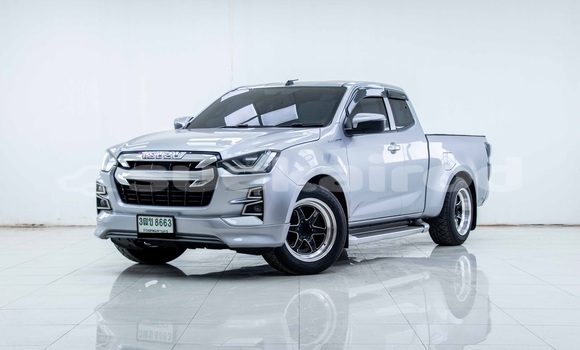 ซื้อ รถมือสอง Isuzu D–MAX เงิน รถยนต์ ใน %{เมือง} ใน กรุงเทพมหานคร