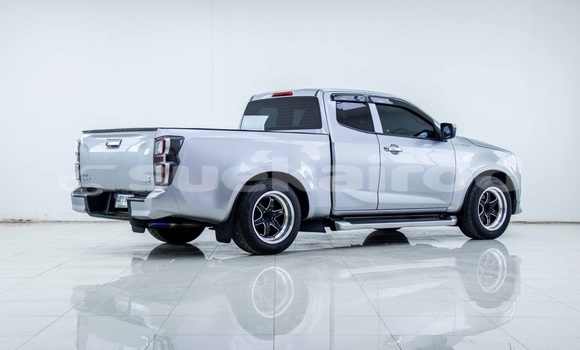 ซื้อ รถมือสอง Isuzu D–MAX เงิน รถยนต์ ใน %{เมือง} ใน กรุงเทพมหานคร ซื้อ รถมือสอง Isuzu D–MAX เงิน รถยนต์ ใน %{เมือง} ใน กรุงเทพมหานคร