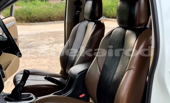 Buy Used Isuzu D-Max White Car in Bangkok in Bangkok Buy Used Isuzu D-Max White Car in Bangkok in Bangkok