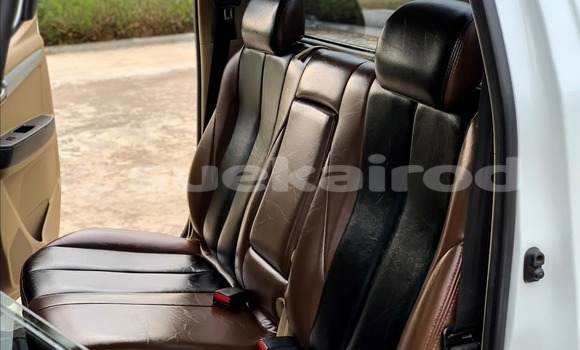 Buy Used Isuzu D-Max White Car in Bangkok in Bangkok Buy Used Isuzu D-Max White Car in Bangkok in Bangkok