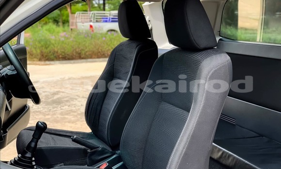 Buy Used Toyota Hiluxe Revo White Car in Bangkok in Bangkok Buy Used Toyota Hiluxe Revo White Car in Bangkok in Bangkok