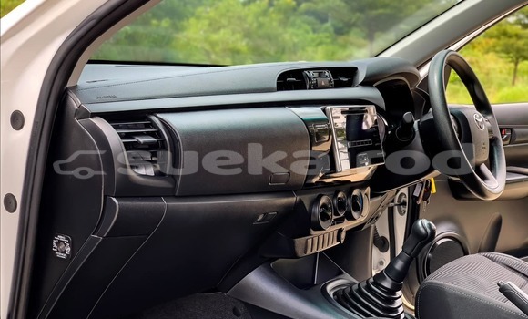 Buy Used Toyota Hiluxe Revo White Car in Bangkok in Bangkok Buy Used Toyota Hiluxe Revo White Car in Bangkok in Bangkok