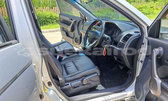 Buy Used Honda CR-V Silver Car in Bangkok in Bangkok Buy Used Honda CR-V Silver Car in Bangkok in Bangkok