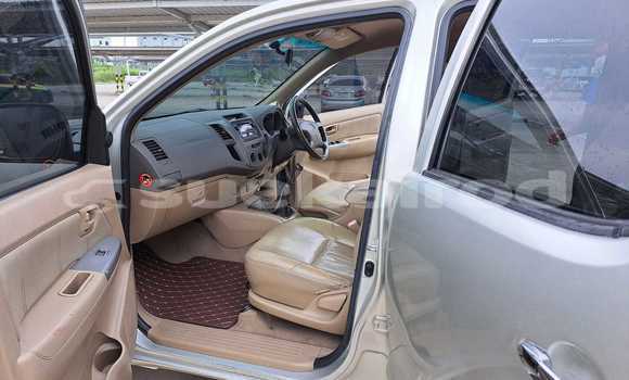 Buy Used Toyota Vigo Silver Car in Bangkok in Bangkok Buy Used Toyota Vigo Silver Car in Bangkok in Bangkok