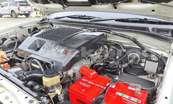 Buy Used Toyota Vigo Silver Car in Bangkok in Bangkok Buy Used Toyota Vigo Silver Car in Bangkok in Bangkok