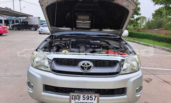 Buy Used Toyota Vigo Silver Car in Bangkok in Bangkok Buy Used Toyota Vigo Silver Car in Bangkok in Bangkok