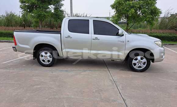 Buy Used Toyota Vigo Silver Car in Bangkok in Bangkok Buy Used Toyota Vigo Silver Car in Bangkok in Bangkok