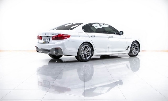 ซื้อ รถมือสอง BMW 5–Series ขาว รถยนต์ ใน %{เมือง} ใน กรุงเทพมหานคร ซื้อ รถมือสอง BMW 5–Series ขาว รถยนต์ ใน %{เมือง} ใน กรุงเทพมหานคร