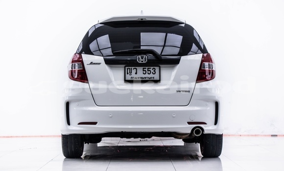 Buy Used Honda Jazz White Car in Bangkok in Bangkok Buy Used Honda Jazz White Car in Bangkok in Bangkok