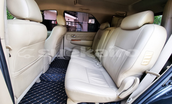 ซื้อ รถมือสอง Toyota Fortuner สีดำ รถยนต์ ใน %{เมือง} ใน กรุงเทพมหานคร ซื้อ รถมือสอง Toyota Fortuner สีดำ รถยนต์ ใน %{เมือง} ใน กรุงเทพมหานคร