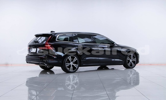 Buy Used Volvo V60 Black Car in Bangkok in Bangkok Buy Used Volvo V60 Black Car in Bangkok in Bangkok