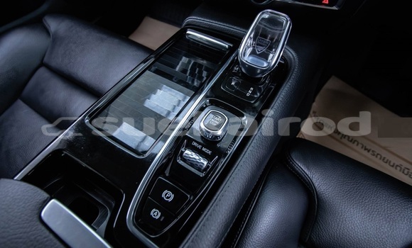 Buy Used Volvo V60 Black Car in Bangkok in Bangkok Buy Used Volvo V60 Black Car in Bangkok in Bangkok