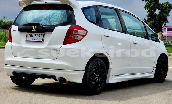 Buy Used Honda Jazz White Car in Bangkok in Bangkok Buy Used Honda Jazz White Car in Bangkok in Bangkok