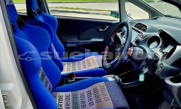 Buy Used Honda Jazz White Car in Bangkok in Bangkok Buy Used Honda Jazz White Car in Bangkok in Bangkok