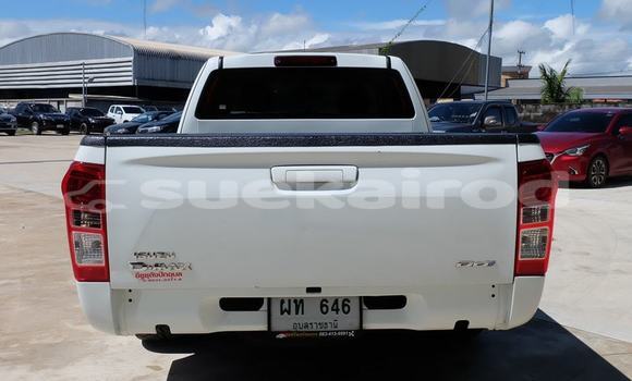 Buy Used Isuzu D-Max White Car in Udon Thani in Udon Thani Buy Used Isuzu D-Max White Car in Udon Thani in Udon Thani