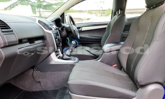 Buy Used Isuzu D–MAX White Car in Bangkok in Bangkok Buy Used Isuzu D–MAX White Car in Bangkok in Bangkok