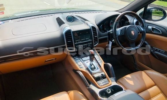 ซื้อ รถมือสอง Porsche Cayenne สีดำ รถยนต์ ใน %{เมือง} ใน กรุงเทพมหานคร ซื้อ รถมือสอง Porsche Cayenne สีดำ รถยนต์ ใน %{เมือง} ใน กรุงเทพมหานคร