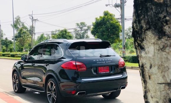 ซื้อ รถมือสอง Porsche Cayenne สีดำ รถยนต์ ใน %{เมือง} ใน กรุงเทพมหานคร ซื้อ รถมือสอง Porsche Cayenne สีดำ รถยนต์ ใน %{เมือง} ใน กรุงเทพมหานคร