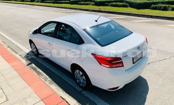 ซื้อ รถมือสอง Toyota Vios ขาว รถยนต์ ใน %{เมือง} ใน กรุงเทพมหานคร ซื้อ รถมือสอง Toyota Vios ขาว รถยนต์ ใน %{เมือง} ใน กรุงเทพมหานคร