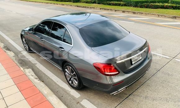 ซื้อ รถมือสอง Mercedes-Benz E-Classe อื่น ๆ รถยนต์ ใน %{เมือง} ใน กรุงเทพมหานคร ซื้อ รถมือสอง Mercedes-Benz E-Classe อื่น ๆ รถยนต์ ใน %{เมือง} ใน กรุงเทพมหานคร