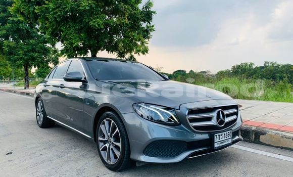 ซื้อ รถมือสอง Mercedes-Benz E-Classe อื่น ๆ รถยนต์ ใน %{เมือง} ใน กรุงเทพมหานคร ซื้อ รถมือสอง Mercedes-Benz E-Classe อื่น ๆ รถยนต์ ใน %{เมือง} ใน กรุงเทพมหานคร