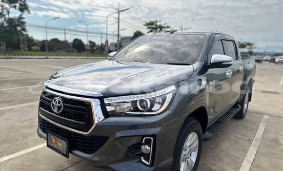 Buy Used Toyota Hiluxe Revo Other Car in Bangkok in Bangkok