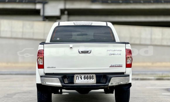 Buy Used Isuzu D–MAX White Car in Bangkok in Bangkok Buy Used Isuzu D–MAX White Car in Bangkok in Bangkok