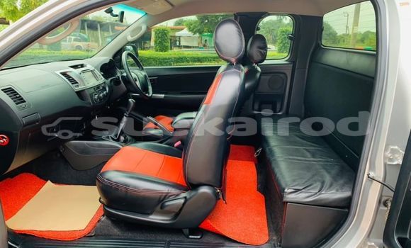 ซื้อ รถมือสอง Toyota Hiluxe Revo อื่น ๆ รถยนต์ ใน %{เมือง} ใน กรุงเทพมหานคร ซื้อ รถมือสอง Toyota Hiluxe Revo อื่น ๆ รถยนต์ ใน %{เมือง} ใน กรุงเทพมหานคร