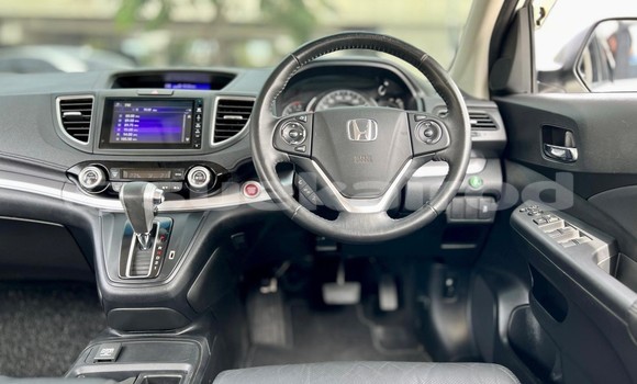Buy Used Honda CR-V White Car in Bangkok in Bangkok Buy Used Honda CR-V White Car in Bangkok in Bangkok
