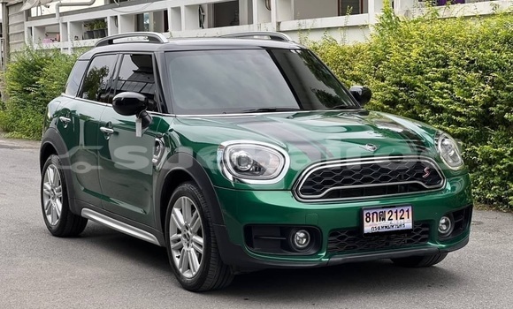 Buy Used MINI Countryman Green Car in Bangkok in Bangkok Buy Used MINI Countryman Green Car in Bangkok in Bangkok