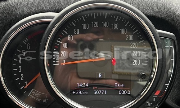 Buy Used MINI Countryman Green Car in Bangkok in Bangkok Buy Used MINI Countryman Green Car in Bangkok in Bangkok