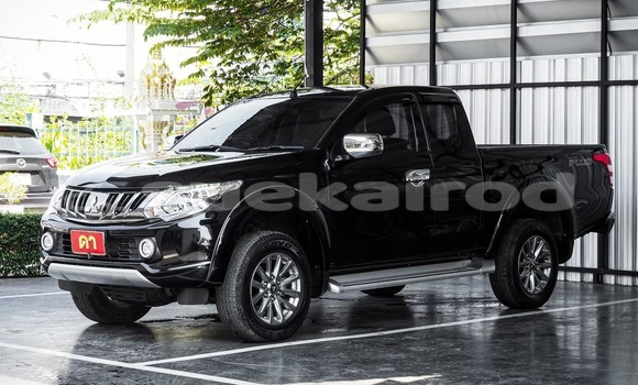 ซื้อ รถมือสอง Mitsubishi Triton สีดำ รถยนต์ ใน %{เมือง} ใน กรุงเทพมหานคร
