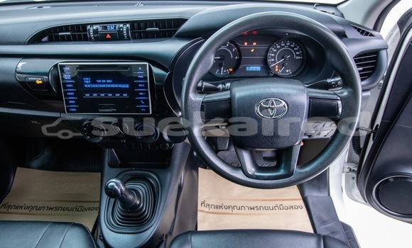 Buy Used Toyota Hiluxe Revo White Car in Bangkok in Bangkok Buy Used Toyota Hiluxe Revo White Car in Bangkok in Bangkok