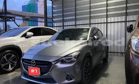 ซื้อ รถมือสอง Mazda 2 อื่น ๆ รถยนต์ ใน %{เมือง} ใน กรุงเทพมหานคร