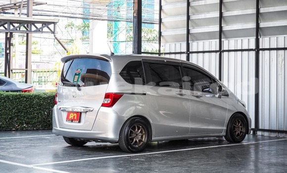 ซื้อ รถมือสอง Honda Freed เงิน รถยนต์ ใน %{เมือง} ใน กรุงเทพมหานคร ซื้อ รถมือสอง Honda Freed เงิน รถยนต์ ใน %{เมือง} ใน กรุงเทพมหานคร