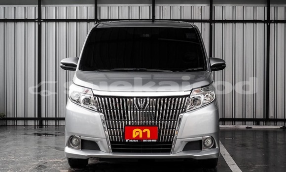 ซื้อ รถมือสอง Toyota Esquire เงิน รถยนต์ ใน %{เมือง} ใน กรุงเทพมหานคร ซื้อ รถมือสอง Toyota Esquire เงิน รถยนต์ ใน %{เมือง} ใน กรุงเทพมหานคร