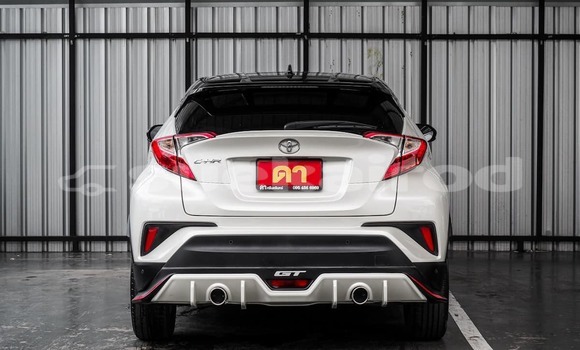 ซื้อ รถมือสอง Toyota C-HR ขาว รถยนต์ ใน %{เมือง} ใน กรุงเทพมหานคร ซื้อ รถมือสอง Toyota C-HR ขาว รถยนต์ ใน %{เมือง} ใน กรุงเทพมหานคร