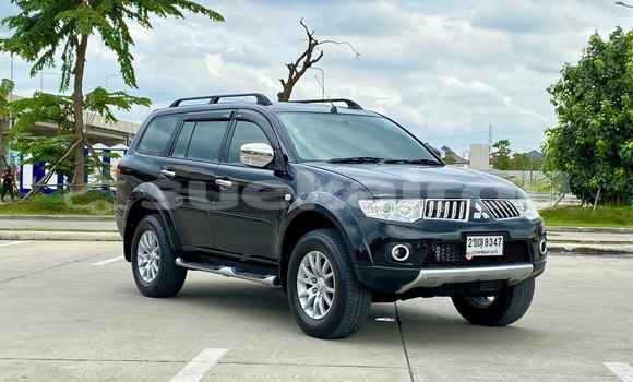 Buy Used Mitsubishi Pajero Sport Black Car in Bangkok in Bangkok Buy Used Mitsubishi Pajero Sport Black Car in Bangkok in Bangkok