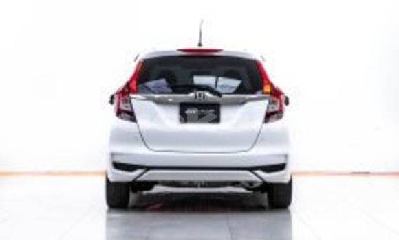 Buy Used Honda Jazz White Car in Bangkok in Bangkok Buy Used Honda Jazz White Car in Bangkok in Bangkok