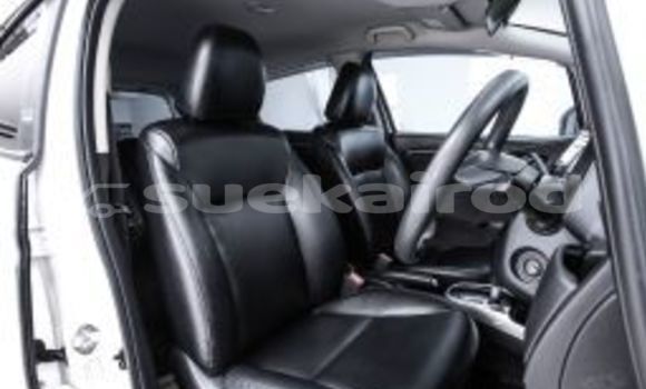 Buy Used Honda Jazz White Car in Bangkok in Bangkok Buy Used Honda Jazz White Car in Bangkok in Bangkok